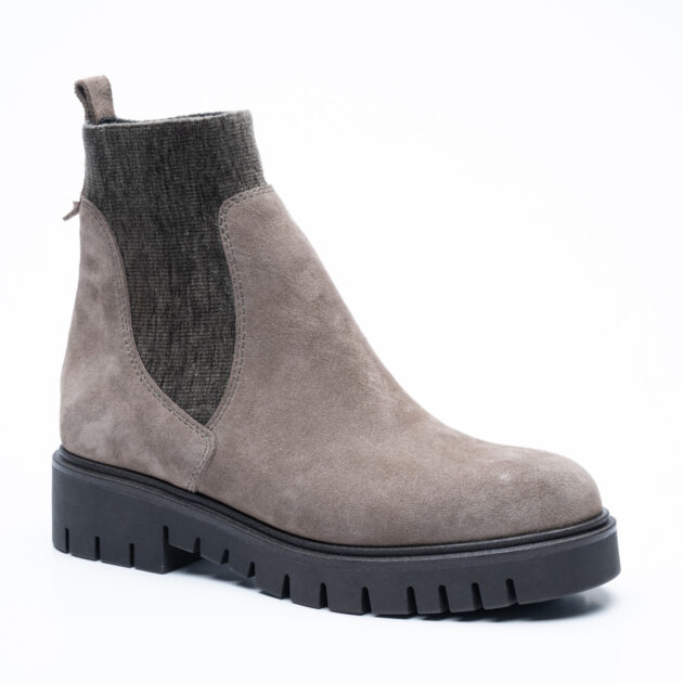 TRONCHETTO CON CALZA ELASTICA SVEVA - immagine 2